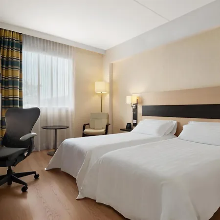 Hilton Garden Rome Airport Hotel 4*