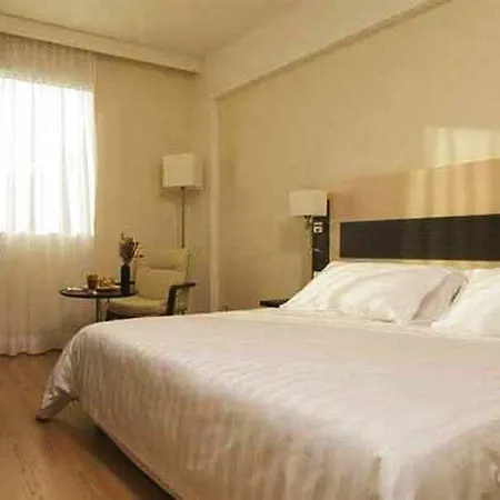 Hilton Garden Rome Airport