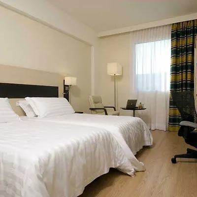 罗马机场花园客栈酒店 4* 菲乌米奇诺