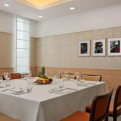 Hilton Garden Rome Airport 4* Fiumicino