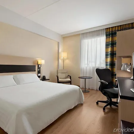 Hilton Garden Rome Airport