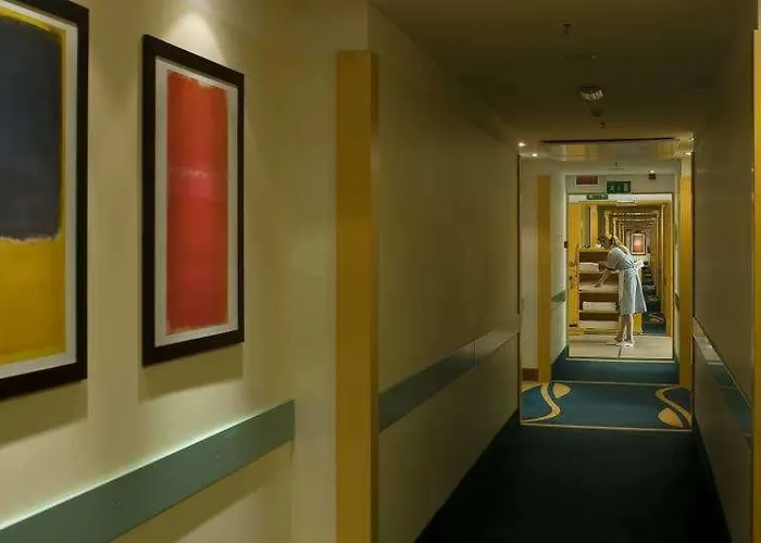 Hilton Garden Rome Airport Otel